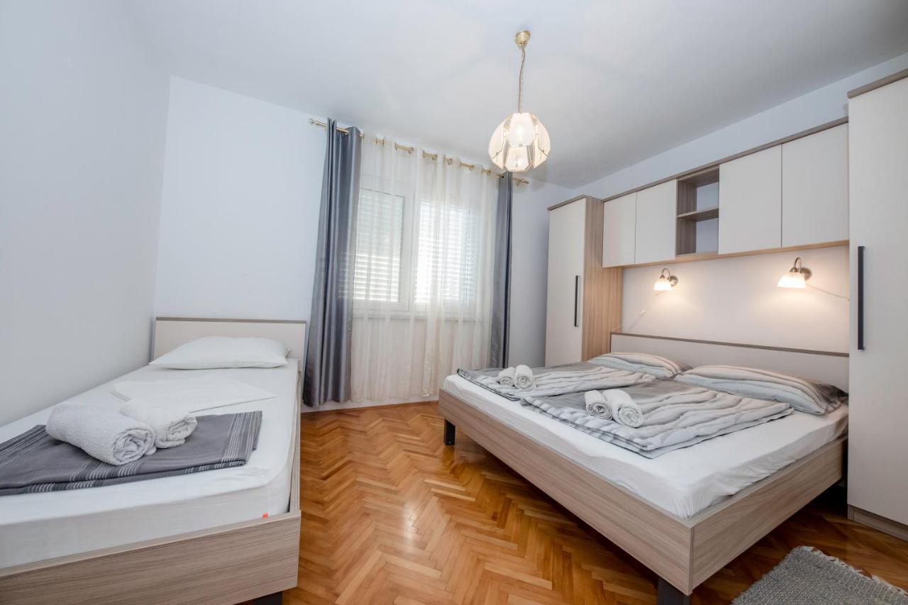 Apartments And Rooms Bolero ราบ ภายนอก รูปภาพ
