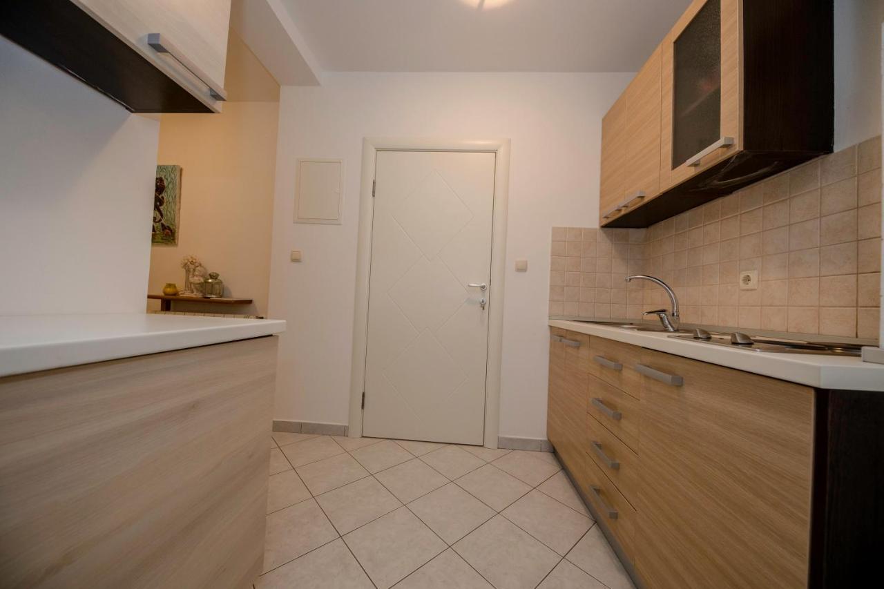 Apartments And Rooms Bolero ราบ ภายนอก รูปภาพ