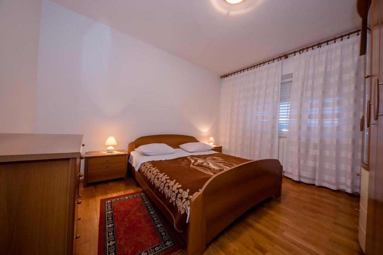 Apartments And Rooms Bolero ราบ ภายนอก รูปภาพ