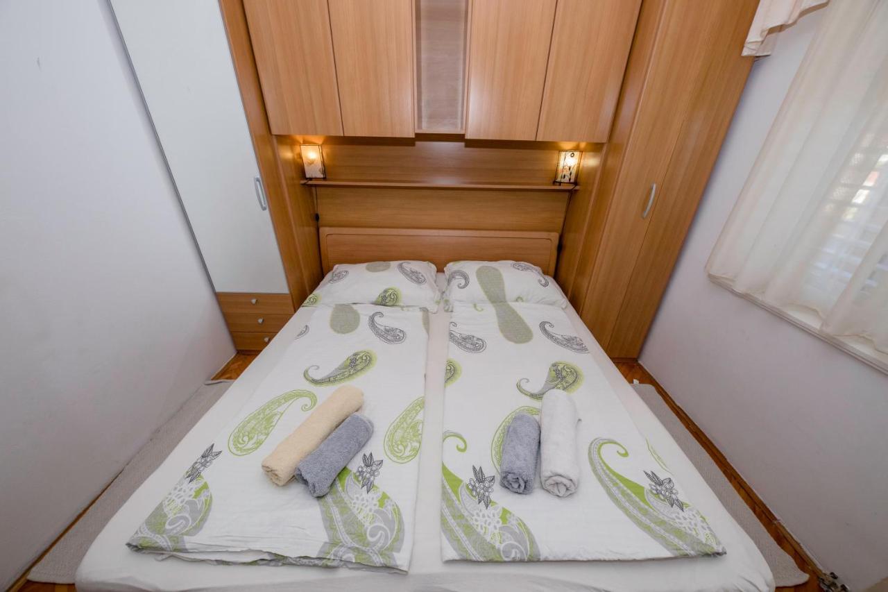 Apartments And Rooms Bolero ราบ ภายนอก รูปภาพ