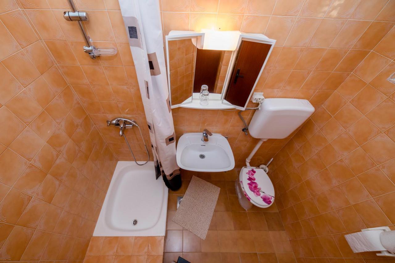 Apartments And Rooms Bolero ราบ ภายนอก รูปภาพ